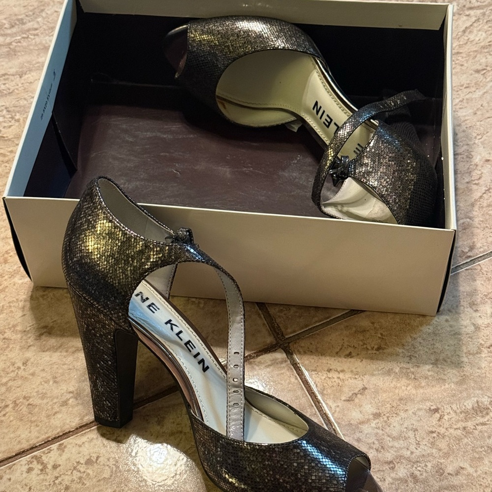 Anne Klein Shimmering Black Heels